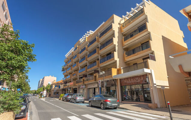 Saint James - Photo 20