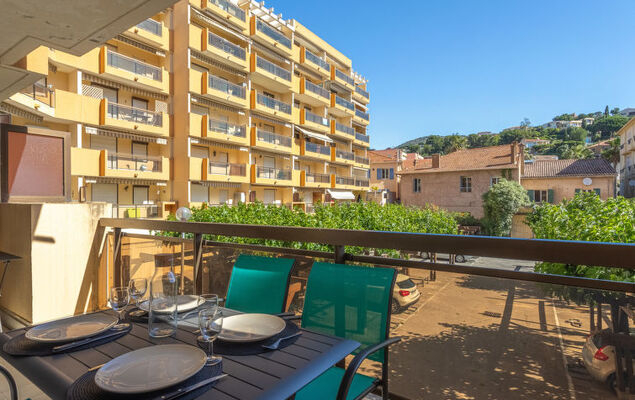 Saint James - Photo 1